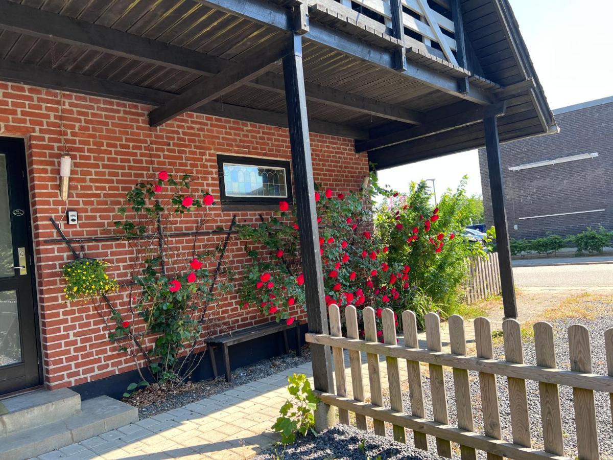 5 Minute Walk To Lego House-2 Bedrooms With Balcony Garden View.Loft Floor Billund  Extérieur photo